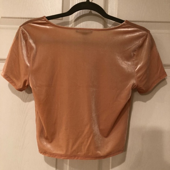 BNWT forever 21 front twist velvet crop top - Picture 5 of 6
